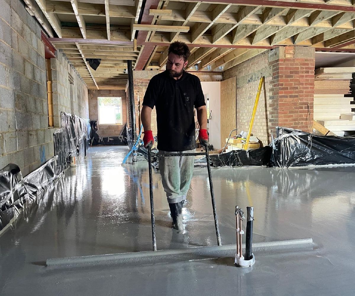 Liquid screed installers in Surrey and London Liquid screed installers in Surrey and London