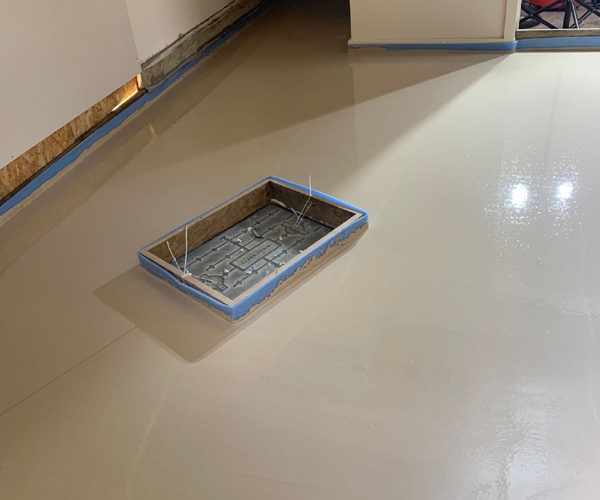 Liquid screed installers in Surrey and London Liquid screed installers in Surrey and London