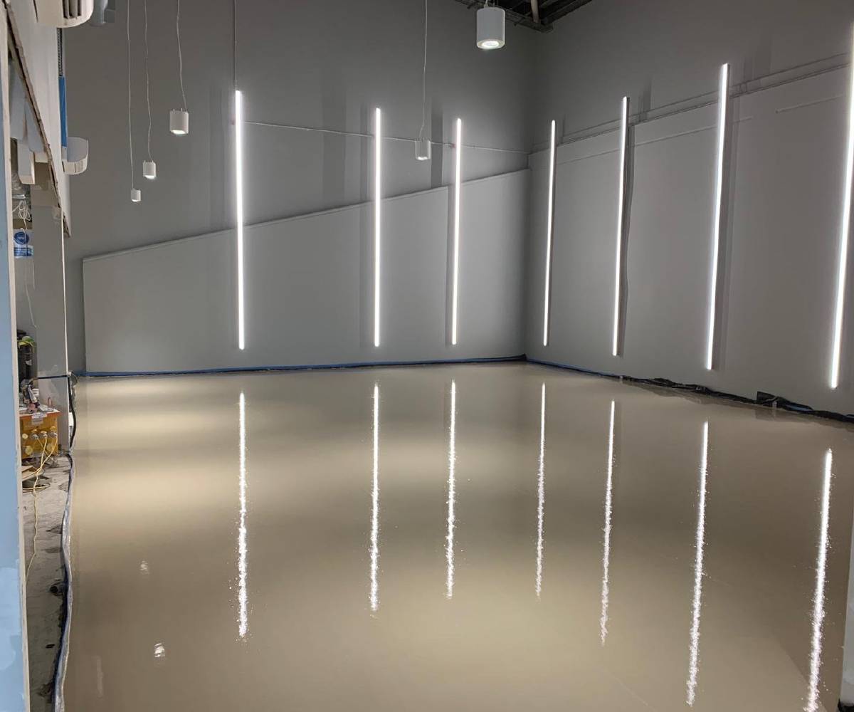 Liquid screed installers in Surrey and London.