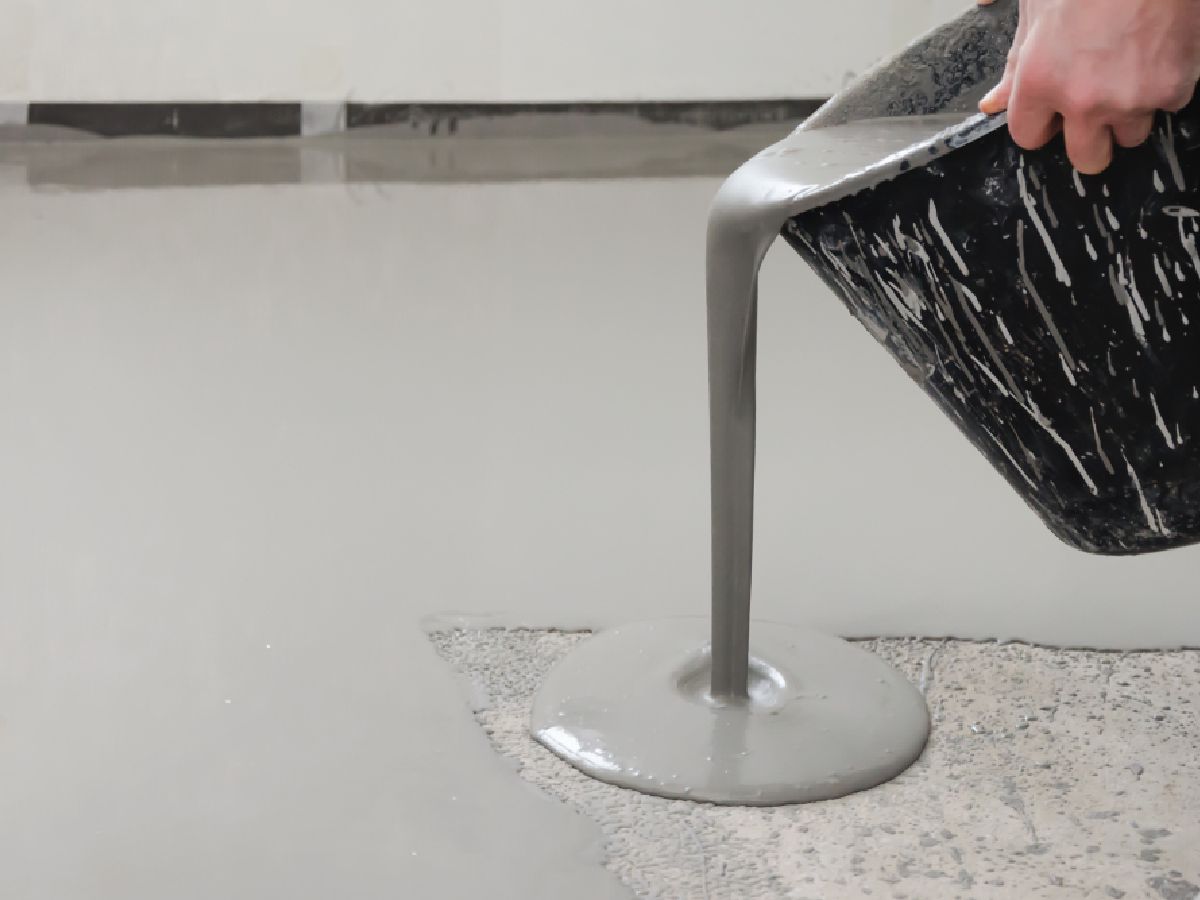Liquid screed installers in Surrey and London. Liquid screed installers in Surrey and London.